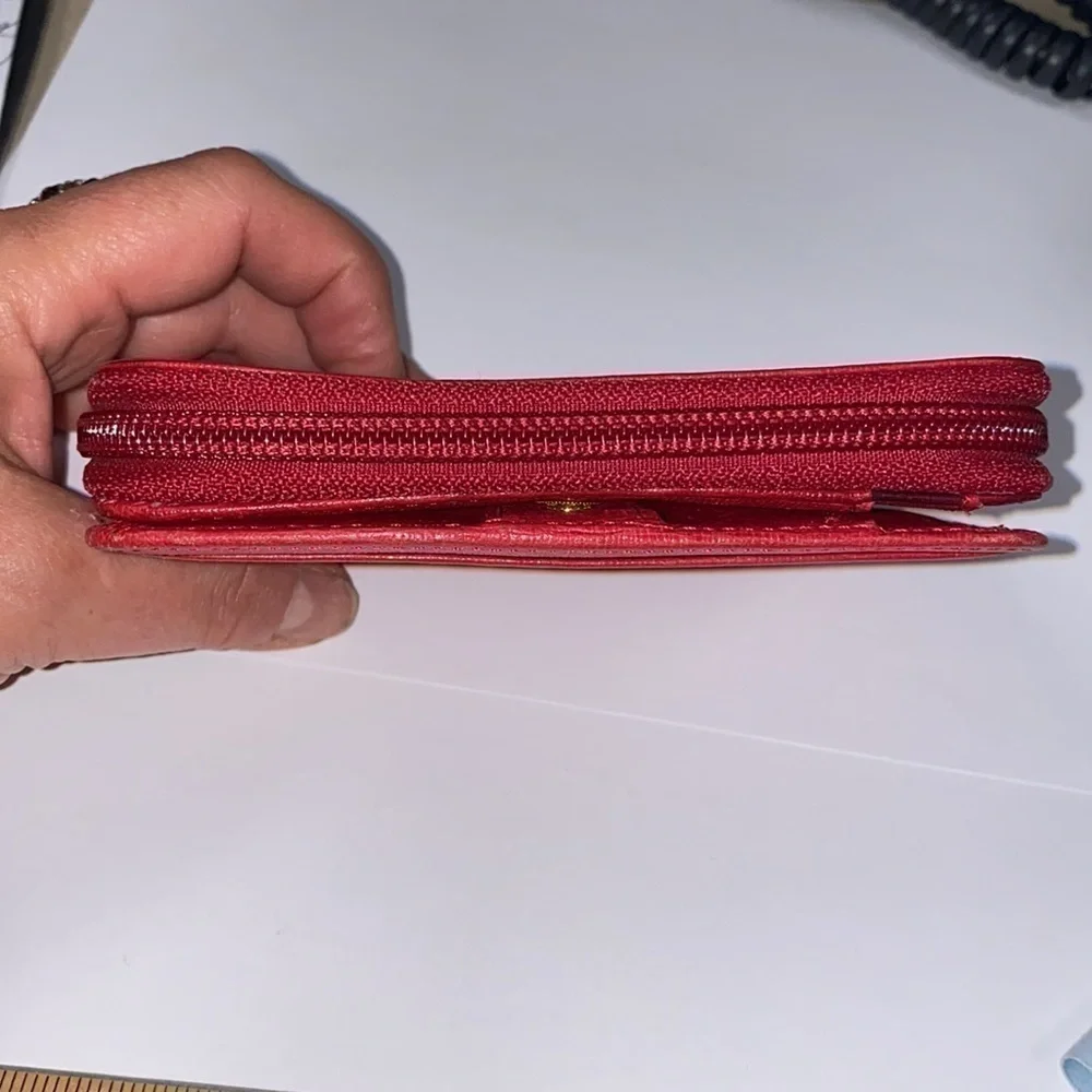 Christian Garets Paris Red Bifold Zip Snap Wallet